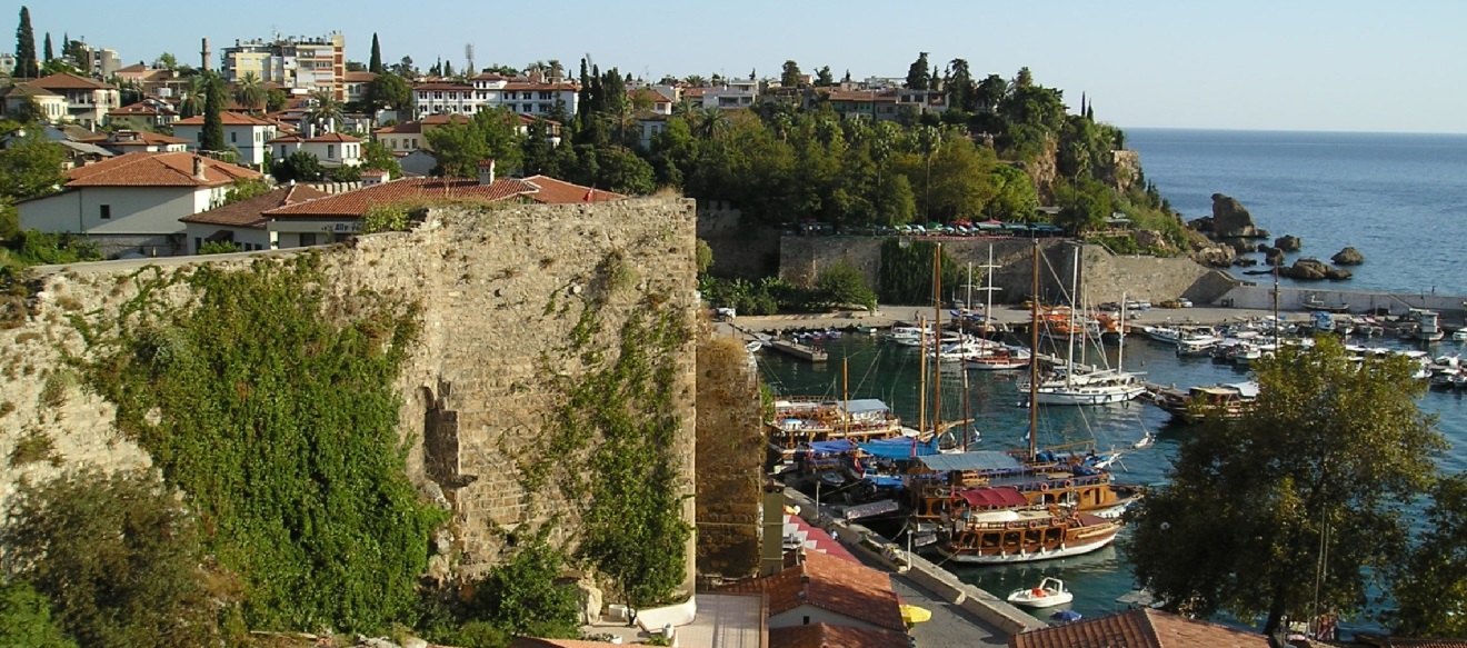 Honeymoon Suites & Packages 