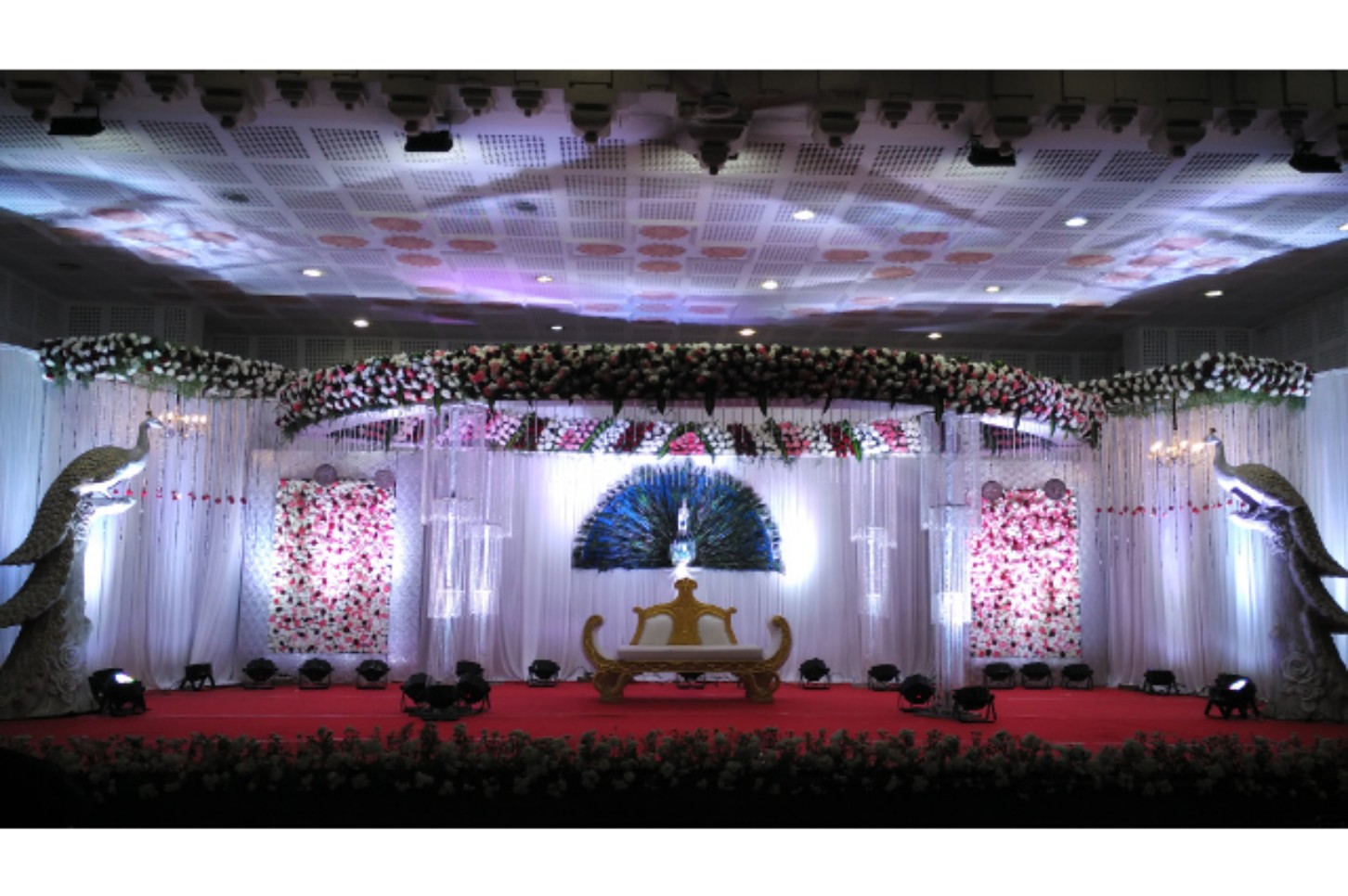 Trending wedding  reception  backdrops Chennai