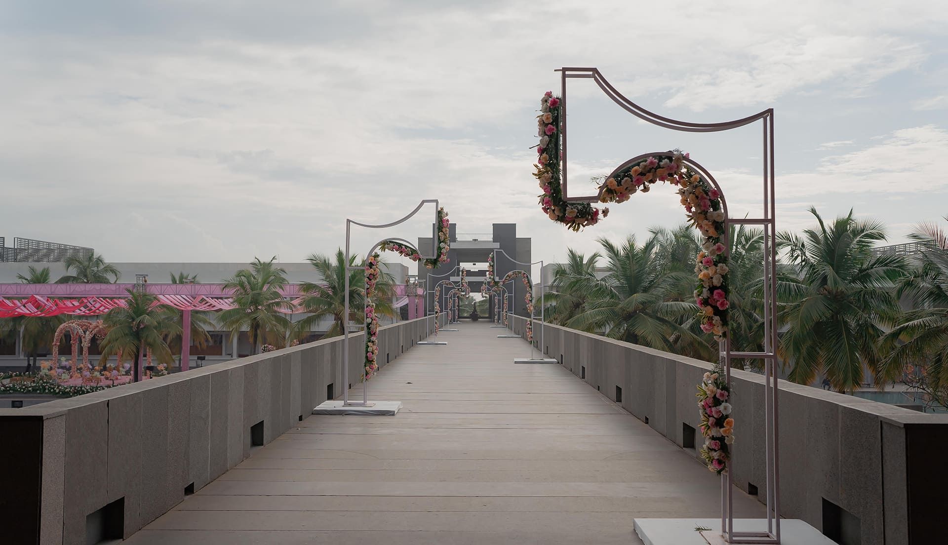IHG-Mahabalipuram-Resort-walkway-decor